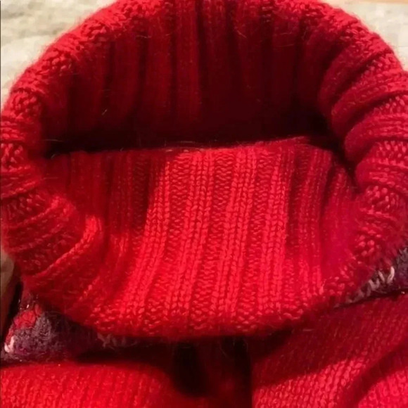 Lord Taylor winter women sweater - Picture 9 of 9